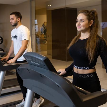 Premier Hotel Dnister Lviv Eksteriør billede