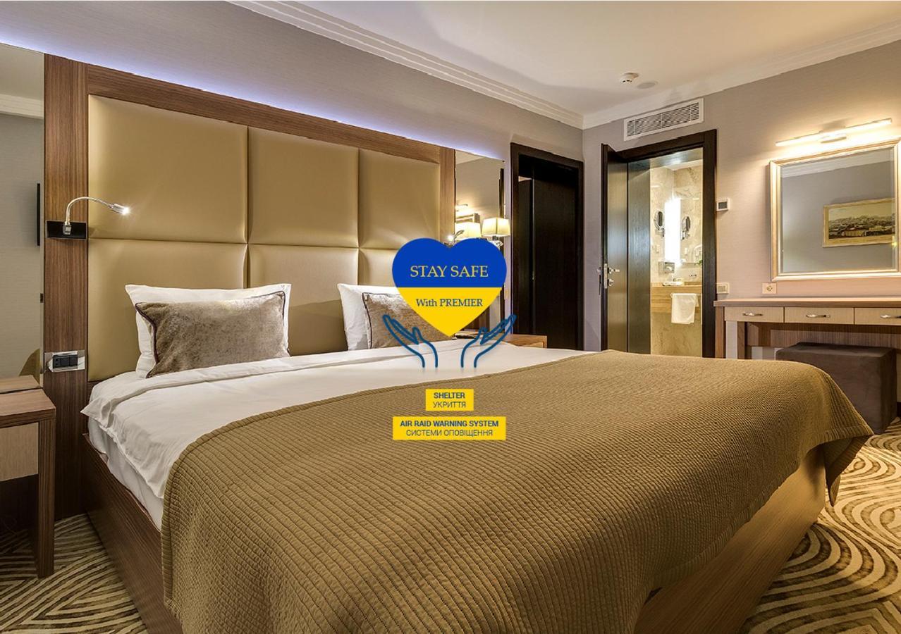 Premier Hotel Dnister Lviv Eksteriør billede