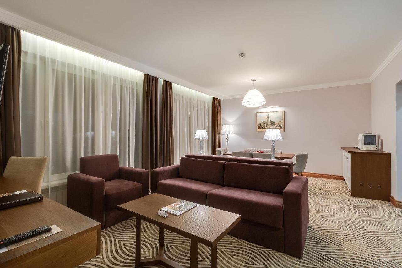 Premier Hotel Dnister Lviv Værelse billede