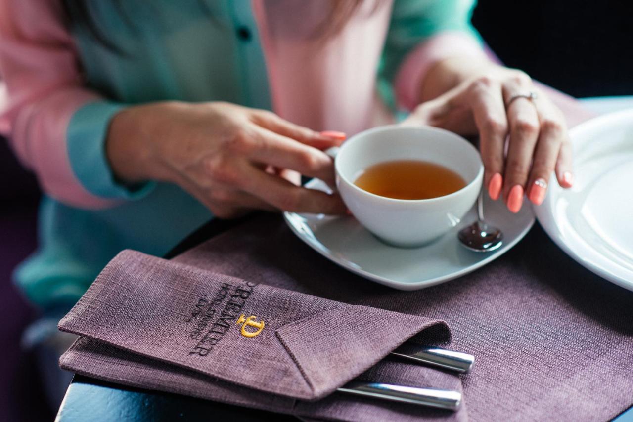 Premier Hotel Dnister Lviv Eksteriør billede